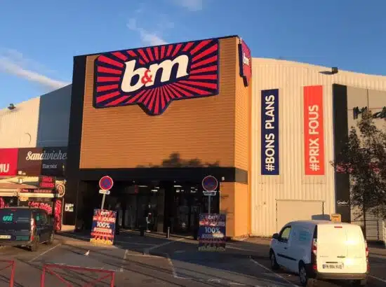 B&M 