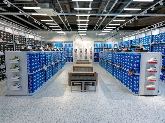 Adidas Outlet store 