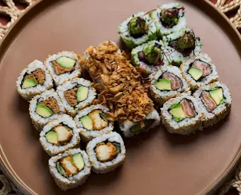 COTE SUSHI VILLAGE FOOD