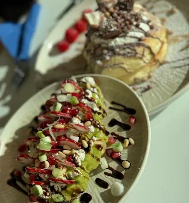 Plus 82 Food Village 