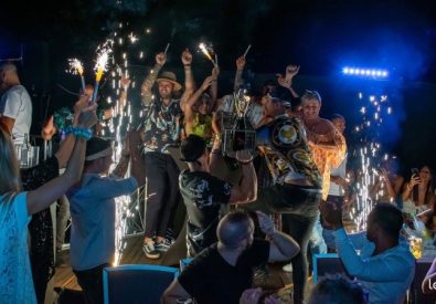 ART CLUB – Restaurant & Artis...